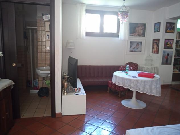 Soluzione semi-indipendente con terrazzo - Foto 7