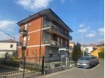 AMPIO TRE LOCALI PIANO TERRA