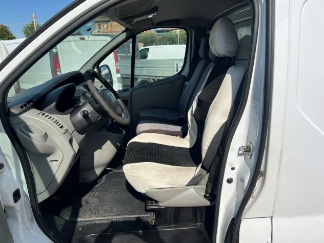 Renault Trafic 2.0 DCI H1 L1 3 Posti - Foto 6