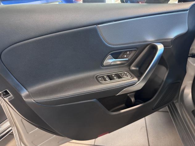 Mercedes-Benz Classe A A 180 Automatic Sport - Foto 6