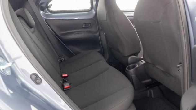 Toyota Aygo X 1.0 VVT-i 72 CV 5 porte Active - Foto 7
