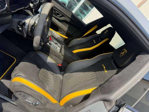 Lamborghini Urus PERFORMANTE 4.0 V8 auto COFANO CARBONIO/Akrapovich/B&O/FULL OPTIONAL/IVA ESPOSTA - Foto 10