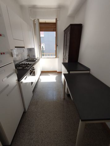 AFFITTASI AMPIA STANZA SINGOLA con letto matrimoniale– SESTO SAN GIOVANNI CENTRO