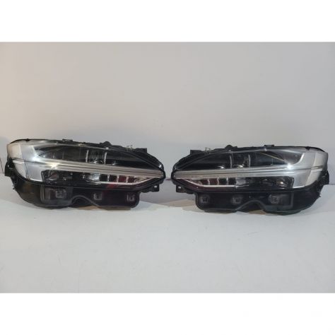 VOLVO V90 Faro ACTIVE HIGH BEAM - L 13569 - Foto 2