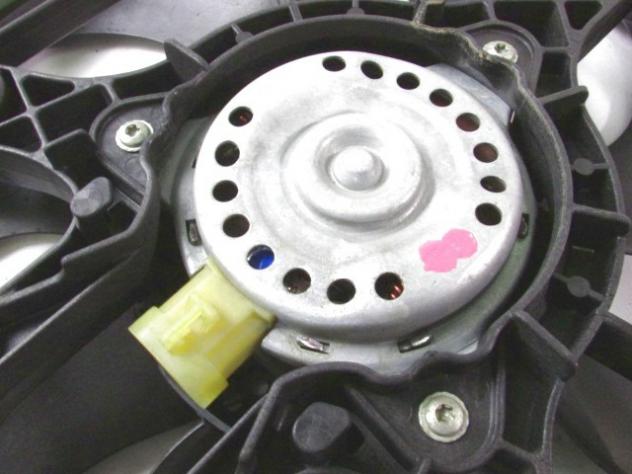 518207180 ELETTROVENTOLA FIAT DOBLO 1.3 D 66KW 5M 2P (2012) RICAMBIO USATO - Foto 3