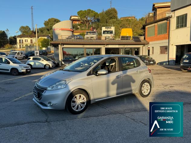 Peugeot 208 1.4 HDi 68 CV 5 porte Allure