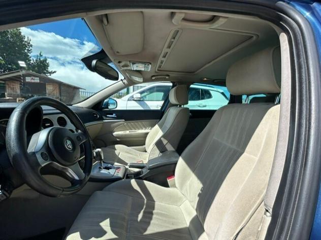 ALFA ROMEO 159 1.9 JTDm 16V Exclusive Q-Tronic - Foto 8