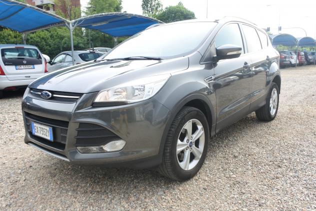 Ford Kuga 2.0 TDCI 115 CV 2WD Business 2015 - Foto 2