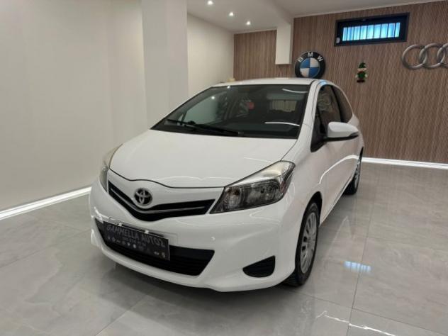 TOYOTA Yaris 1.0 5 porte Active rif. 21895725 - Foto 2