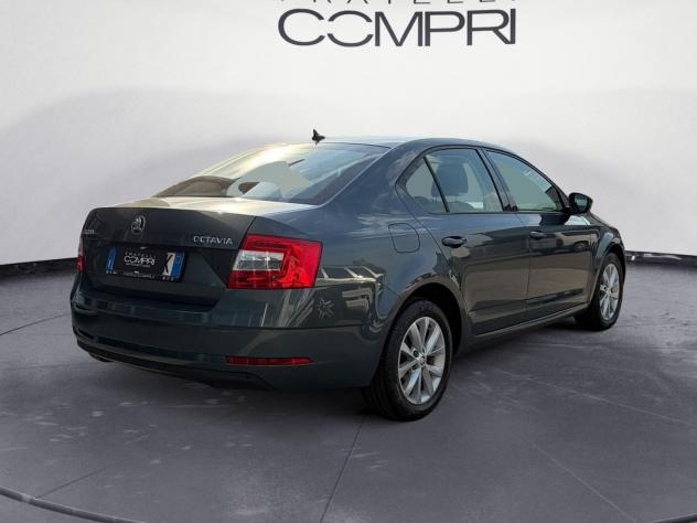 Škoda Octavia 2.0 TDI CR DSG Executive - Foto 3