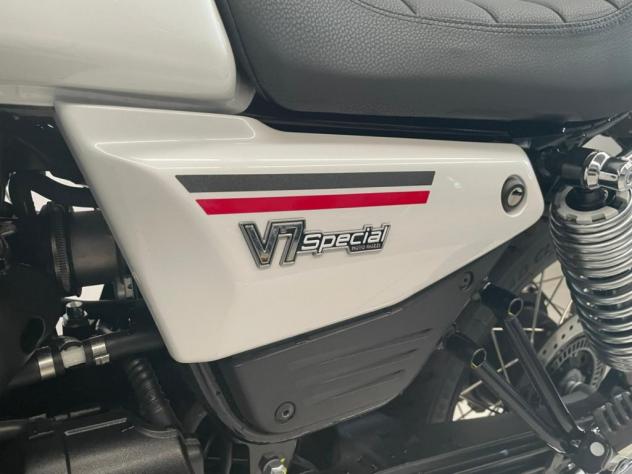 Moto Guzzi V7 850 Special - Foto 9