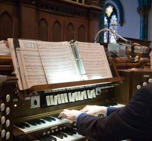Organista a Varallo e in tutta la valle Sesia