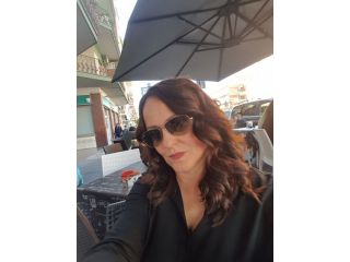 Amore e incontri Rho - Donna matura, seria è discreta per eventi, serate, cene e viaggi Tel:3293041223