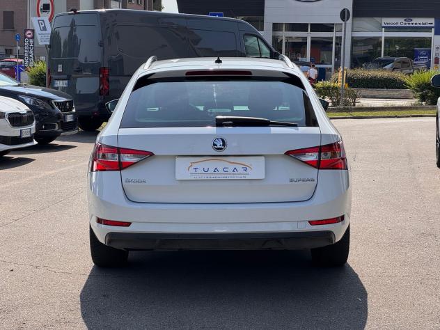 Skoda Superb Executive 2.0 TDI #12030 - Foto 3