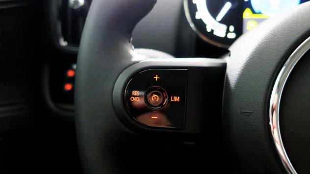 Mini Cooper D Countryman 2.0 150CV AUTOMATICA CLASSIC MIDNIGHT BLACK II - FULL LED NAV FULL DISPLAY PELLE CLIMA BZ PREMIUM PA - Foto 6