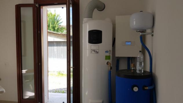 Casa indipendente di 235 m² con 5 locali e box auto in vendita a Novi di Modena - Foto 7