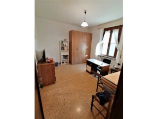AFFITTO POSTO LETTO IN CAMERA SINGOLA PER STUDENTESSA (DONNA).