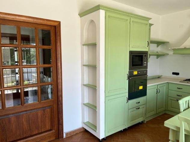 Affascinante Casale in Posizione Incantevole - Foto 14