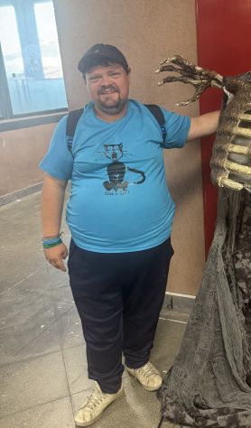 Chubby in cerca di un uomo generoso Tel:3937072485