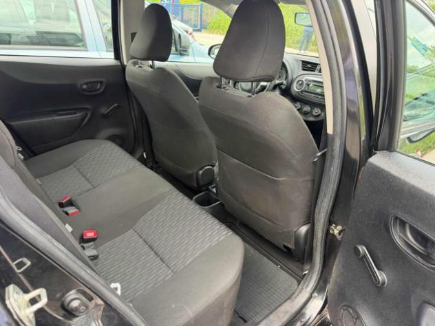 TOYOTA Yaris 1.0 5 porte Lounge rif. 24204655 - Foto 8