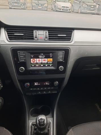 Skoda Rapid 1.4 TDI 90 CV Ambition OK NEOPATENTATI - Foto 6