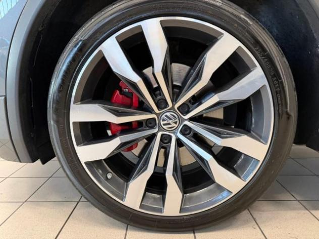 VOLKSWAGEN Tiguan 2.0 BiTDI SCR DSG 4MOTION Executive R-Line BMT rif. 24123275 - Foto 7