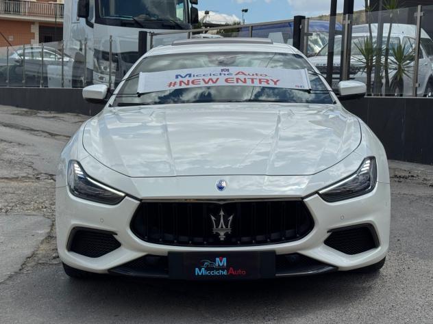 MASERATI GHIBLI 3.8 V8 580 CV TROFEO STRAFULL - Foto 3