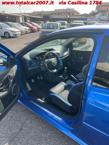 RENAULT Clio 2.0 16V 200CV 3 porte RS rif. 23529653 - Foto 9
