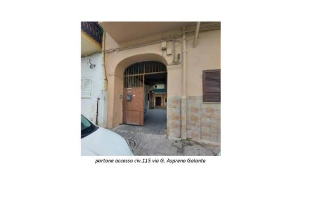 Immobile in asta di 110 m² in vendita a Napoli - Foto 2
