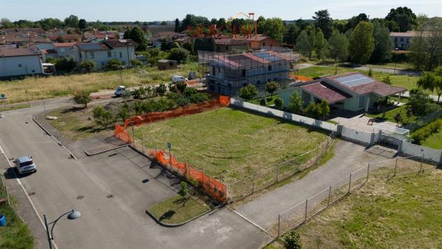 LOTTO EDIFICABILE IN ZONA RESIDENZIALE - Foto 4