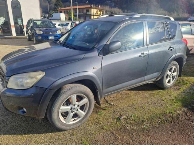 TOYOTA RAV 4 MY23 RAV4 2.2 D-4D 177 CV Luxury rif. 23321695 - Foto 2