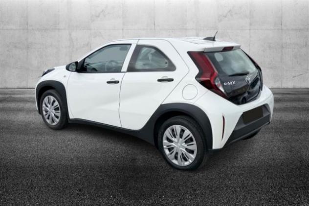 TOYOTA Aygo X 1.0 VVT-i 72 CV 5 porte Active rif. 24076639 - Foto 3