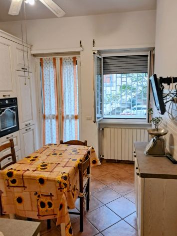 STANZA SINGOLA PER STUDENTESSA O LAVORATRICE - Foto 4