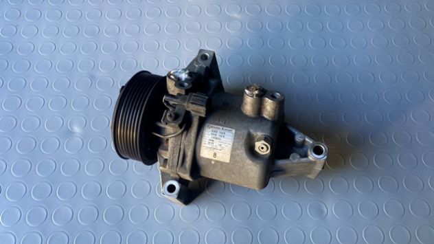 Compressore climatizzatore Nissan Juke 1.6 benzina del 2012 (92600-1KA1B)