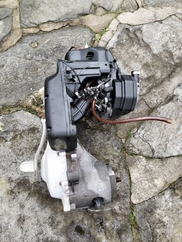 BLOCCO MOTORE PIAGGIO VESPA ET2 50 (ZIP SFERA DAL1997 AL 2002 E OLTRE (COMPLETO) - Foto 2