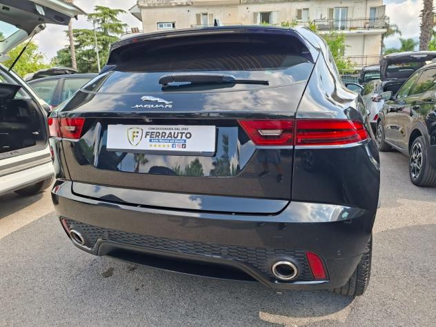 Jaguar E-Pace 2.0D 150 CV AWD aut. R-Dynamic - Foto 8