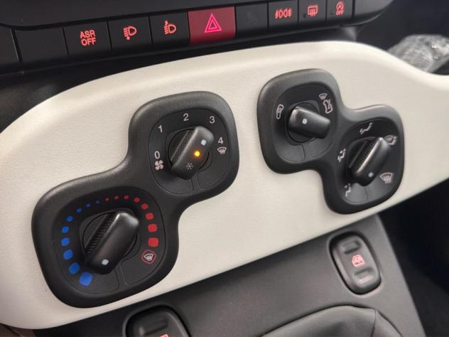 FIAT Pandina 1.0 65cv Hybrid Cross - Foto 8