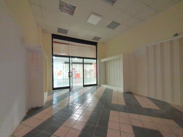 1 Vetrina in affitto a Catanzaro - Foto 9