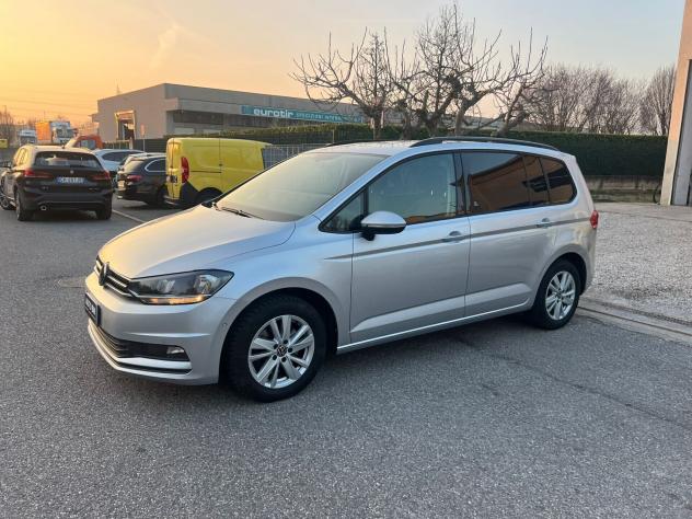 Volkswagen Touran 2.0 TDI 150 CV DSG BlueMotion Technology restyling - Foto 9