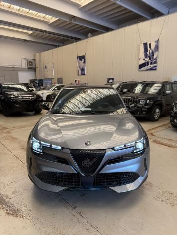 Alfa Romeo Junior 1.2 136 CV Hybrid eDCT6 - Foto 2