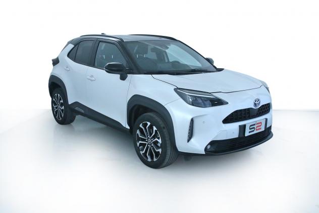Toyota Yaris Cross 1.5H 116 CV E-CVT Trend Cerchi in lega da 17"/Vetri posteriori oscurati/Telecamera posteriore di assistenza al parcheggio - Foto 3