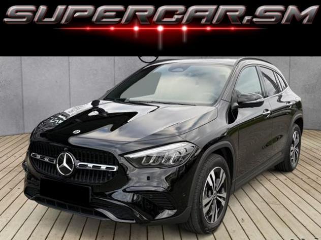 MERCEDES-BENZ GLA 180 "Progressive" NIGHT PACK rif. 23213145
