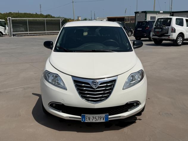 Lancia Ypsilon 1.3 MJT 16V 95 CV 5 porte S&S Gold - Foto 2
