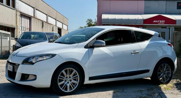 Renault Megane Mane Coup1.5 dCi 110CV Start&Stop GT Line - Foto 6