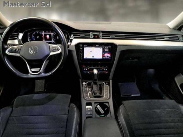 VOLKSWAGEN Passat Variant Passat Variant 2.0 tdi Executive 4motion 200cv dsg rif. 23774912 - Foto 4