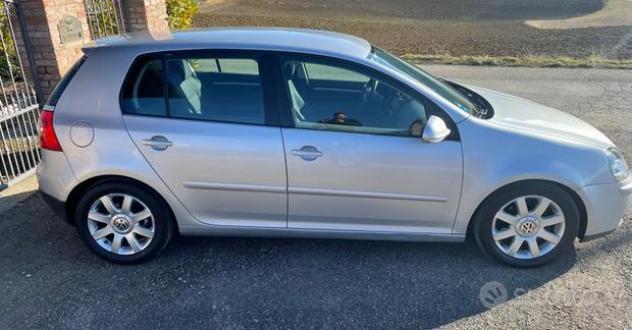 VOLKSWAGEN Golf 5ª serie Golf 2.0 16V TDI 5p. Sportline