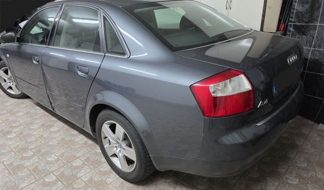 AUDI A4 1.9 TDI 130Cv 96Kw - Foto 6