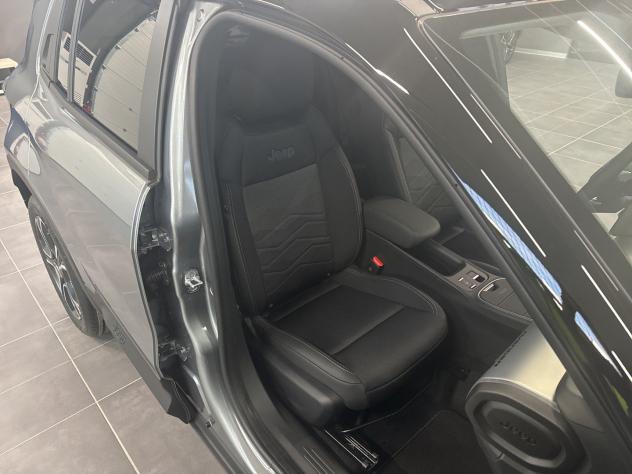 Jeep Avenger 1.2 Turbo 110 CV MHEV Summit - PROMO - Foto 7