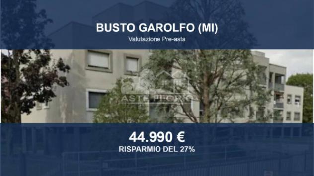 Immobile in asta di 85 m², box auto in vendita a Busto Garolfo
