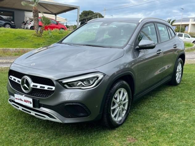Mercedes-Benz GLA 180d Aut. Business Extra - Foto 3